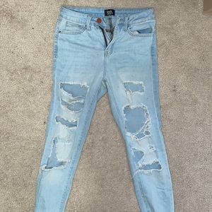 Simple Society Light Blue Ripped Denim Jeans. Size 3/26 in Woman’s.
